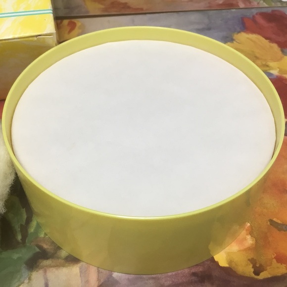 Charles Of The Ritz & Revlon JEAN NATE Bath & Body Bundle - Picture 9 of 16